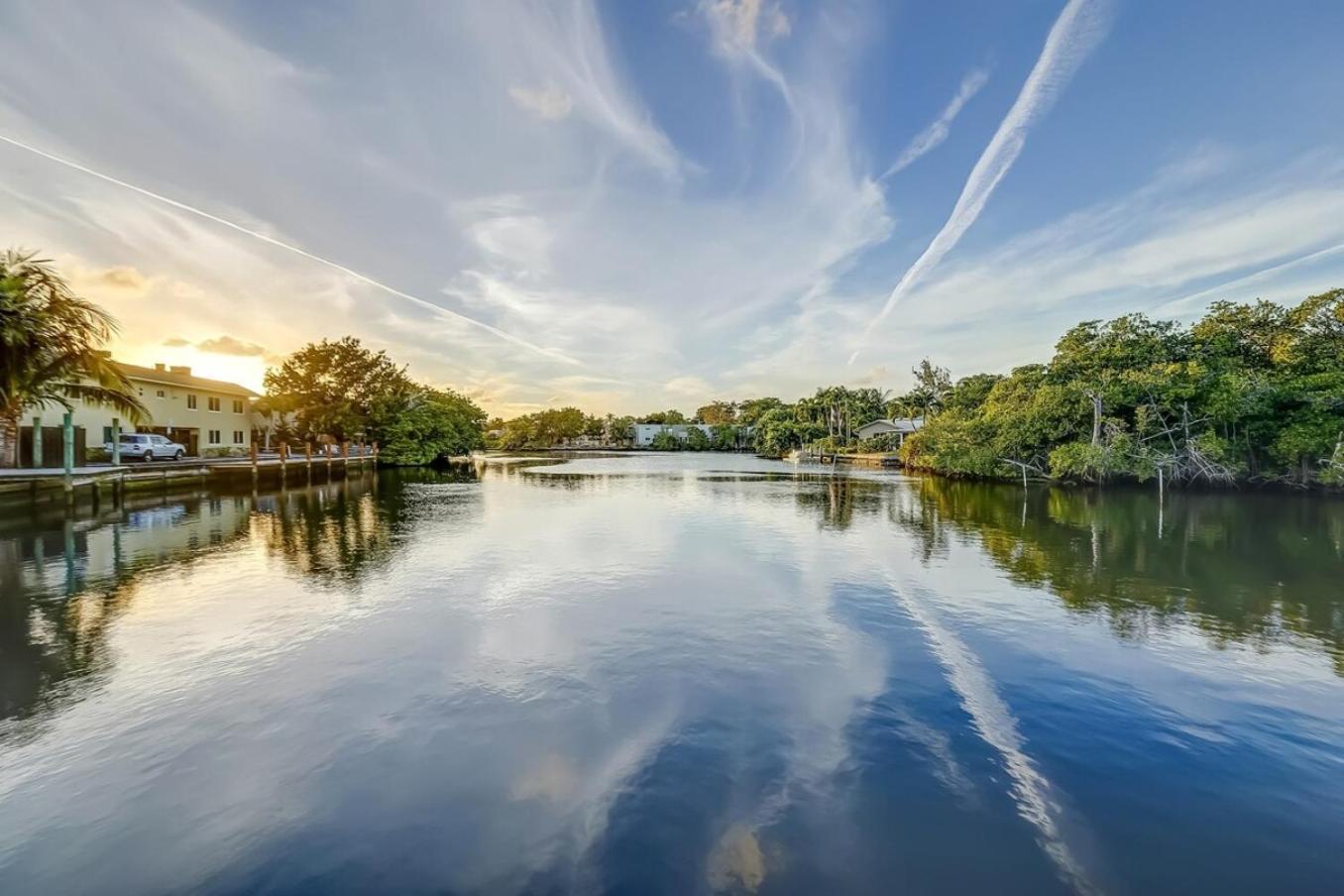 Waterfront Apartment Private Patio Pool Fort Lauderdale Esterno foto