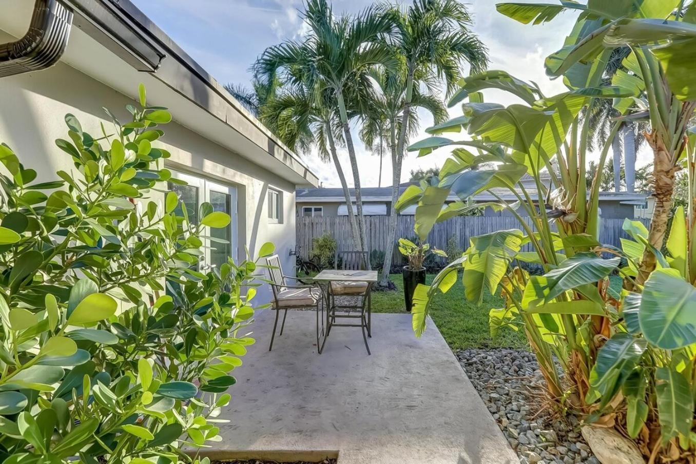 Waterfront Apartment Private Patio Pool Fort Lauderdale Esterno foto